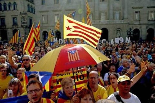 Những thách thức với chính quyền Catalonia sau ý định đòi độc lập. (11/10/2017)